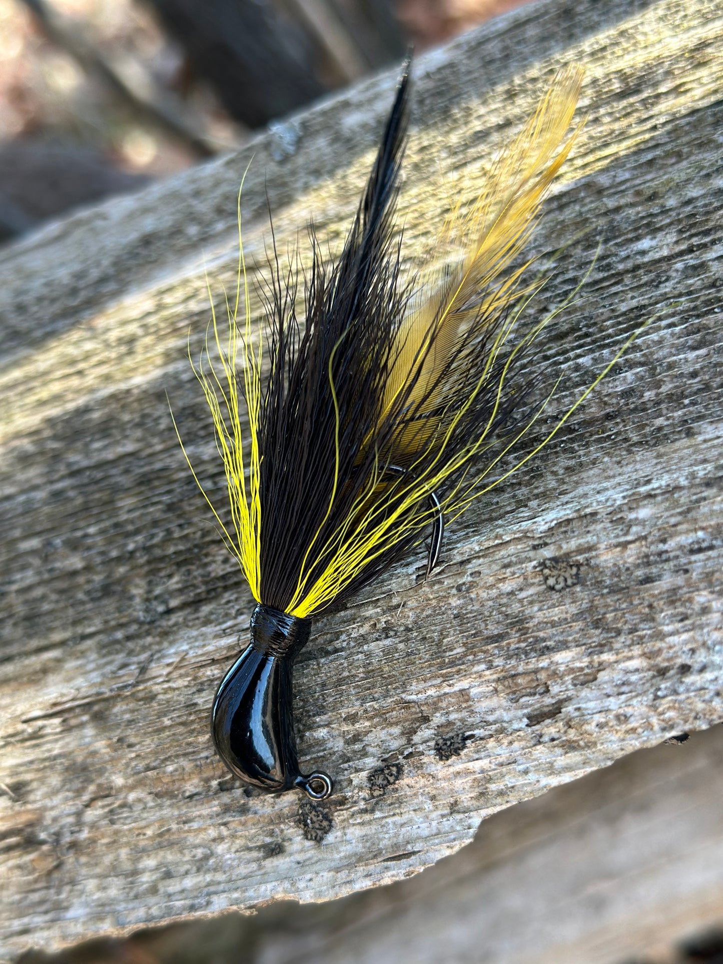 3/8oz Black/Yellow Bucktail Jig